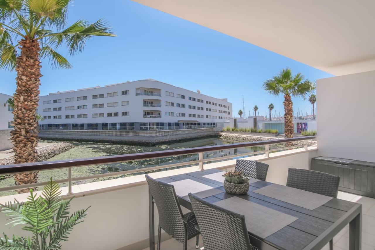 Lucky Star Marina Apartment, With Pool Lagos Exterior photo